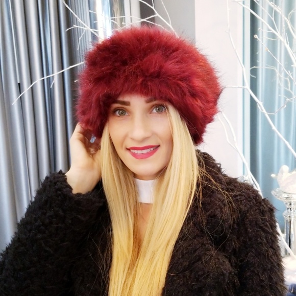 MODA ME COUTURE Accessories - Burgundy Faux Fur Headband